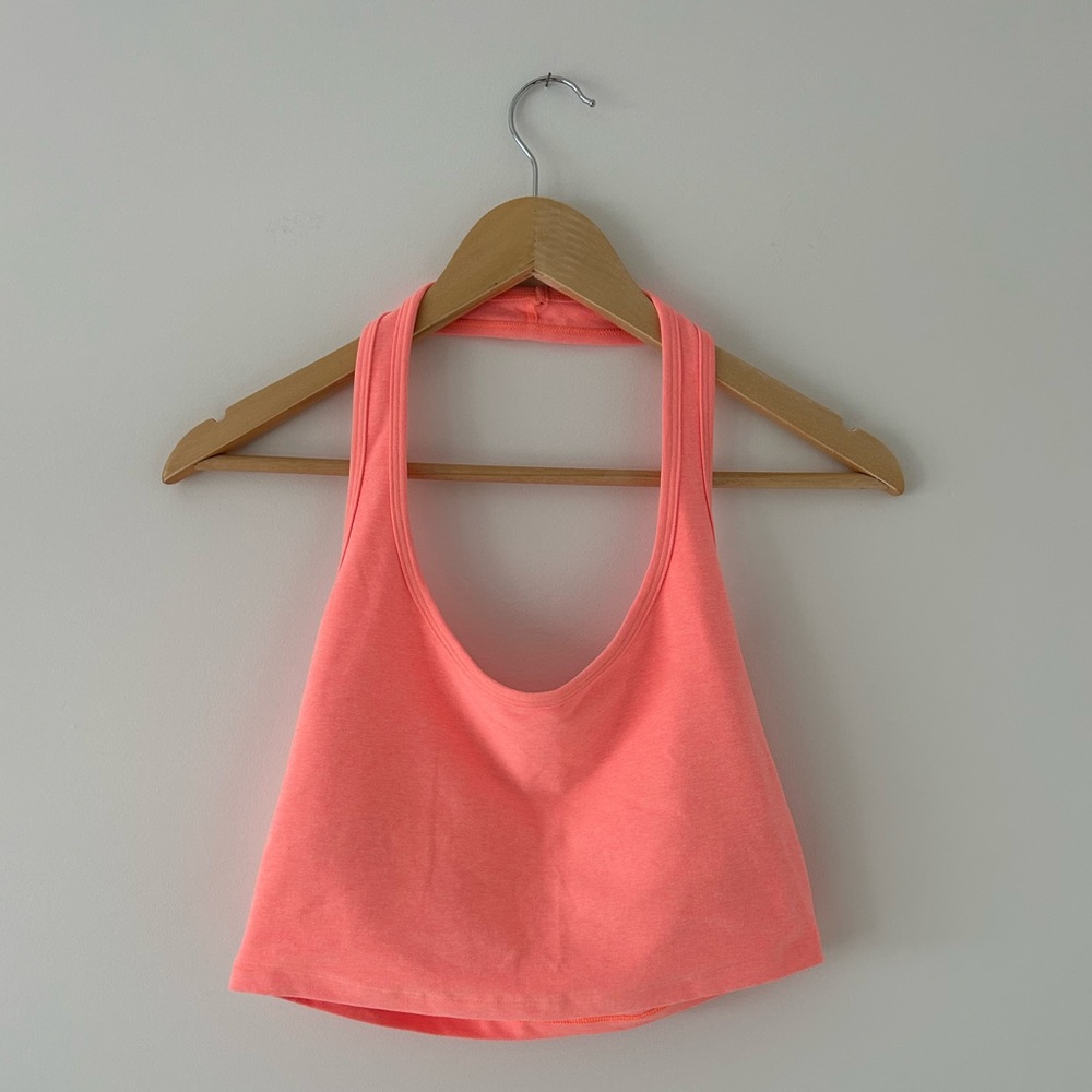NWOT Beyond Yoga Well Rounded Halter Electric Peach Heather Size M